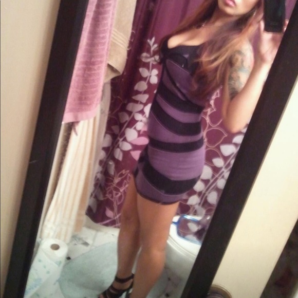 Metropark Bodycon Bandage Dress - Picture 5 of 5